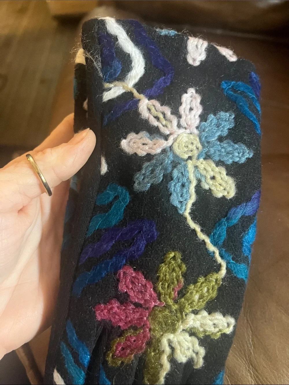 Embroidered Floral Knit Gloves - Black with Multicolor Accents